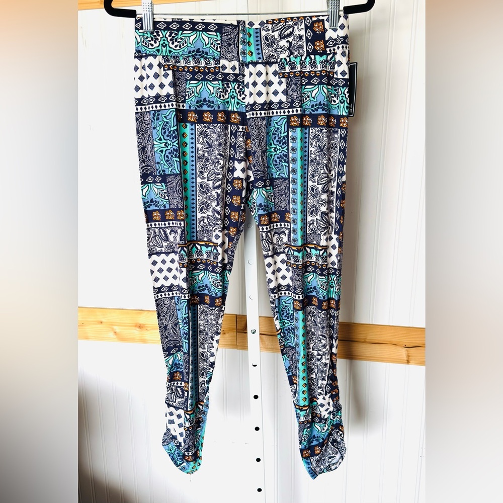 New Michael Lauren Pablo Shirring Pants paisley/geometric print. Size XSmall